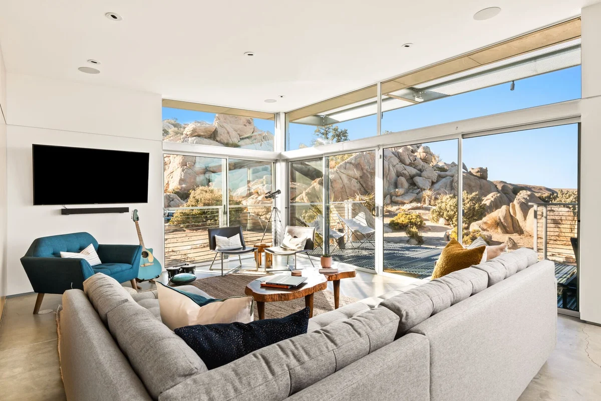 Acoma - Rock Reach House #55