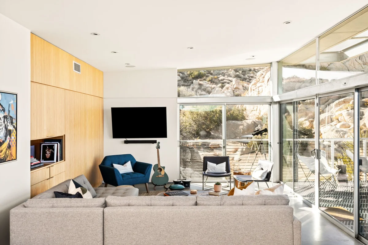 Acoma - Rock Reach House #67