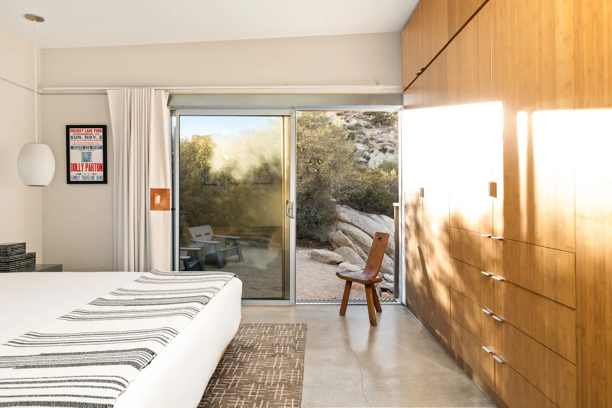 Acoma - Rock Reach House #80