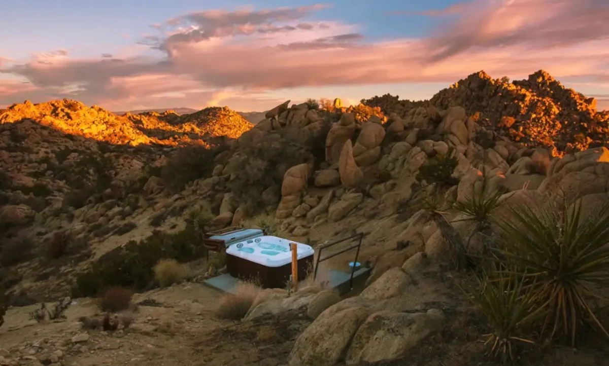 Acoma - Rock Reach House #37