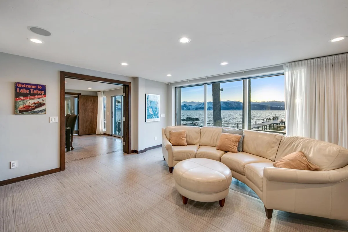 Lake Tahoe lakefront Home of the Stars Lx96 #105