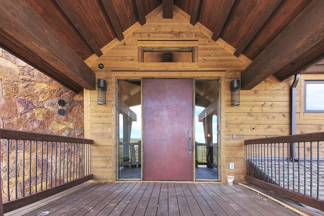 Hawk's Hideaway #88