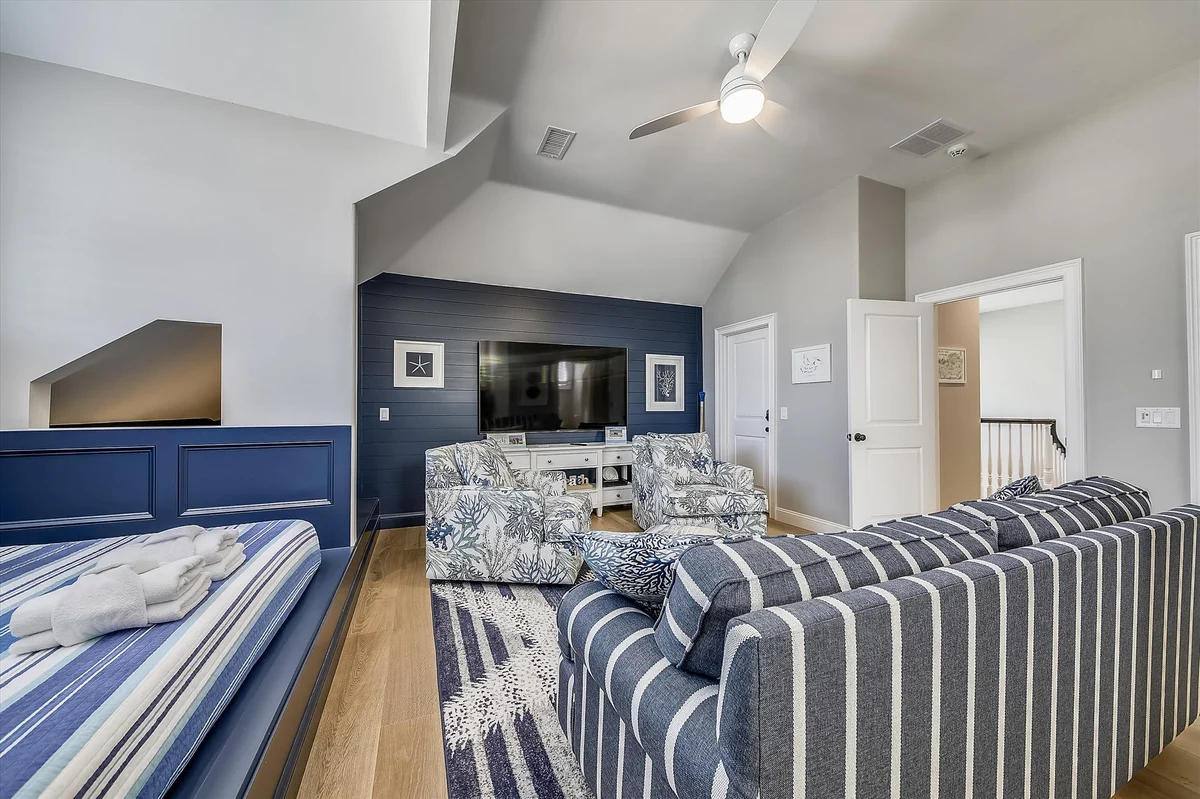 14 Collier Beach Road #83