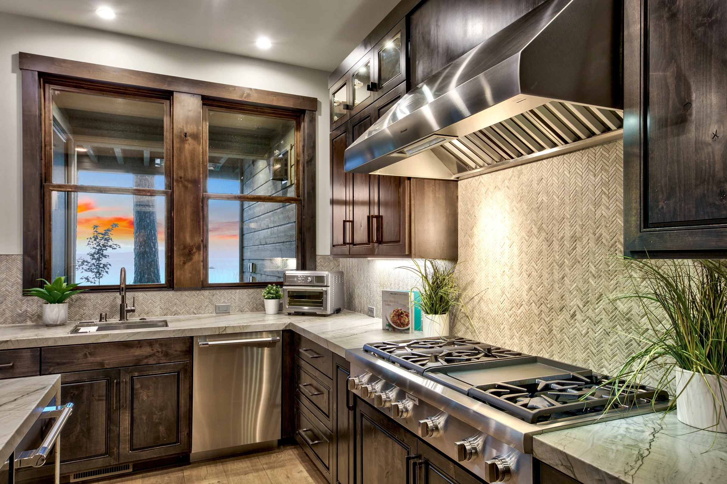 Lakefront South Lake Tahoe Luxury Villa LUXE03 #69