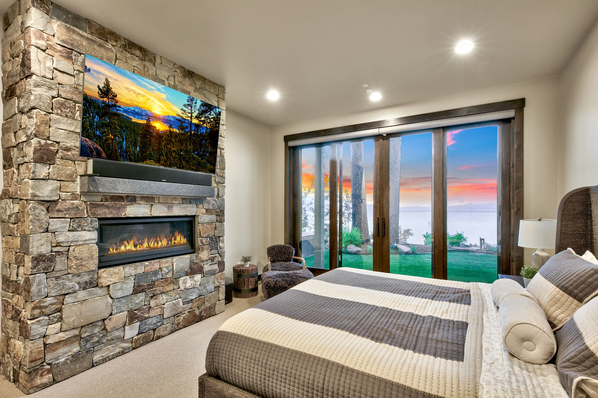 Lakefront South Lake Tahoe Luxury Villa LUXE03 #76