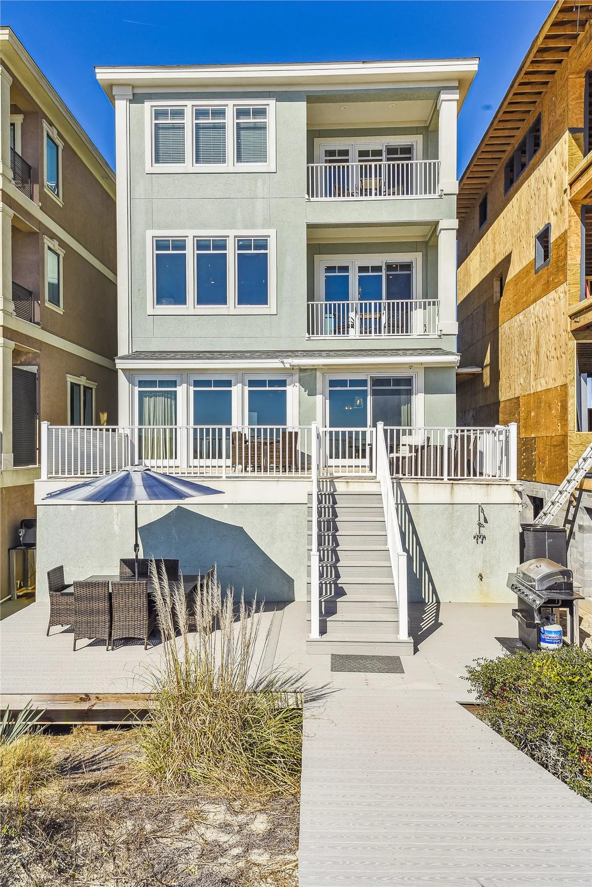 19 Singleton Beach Place #59