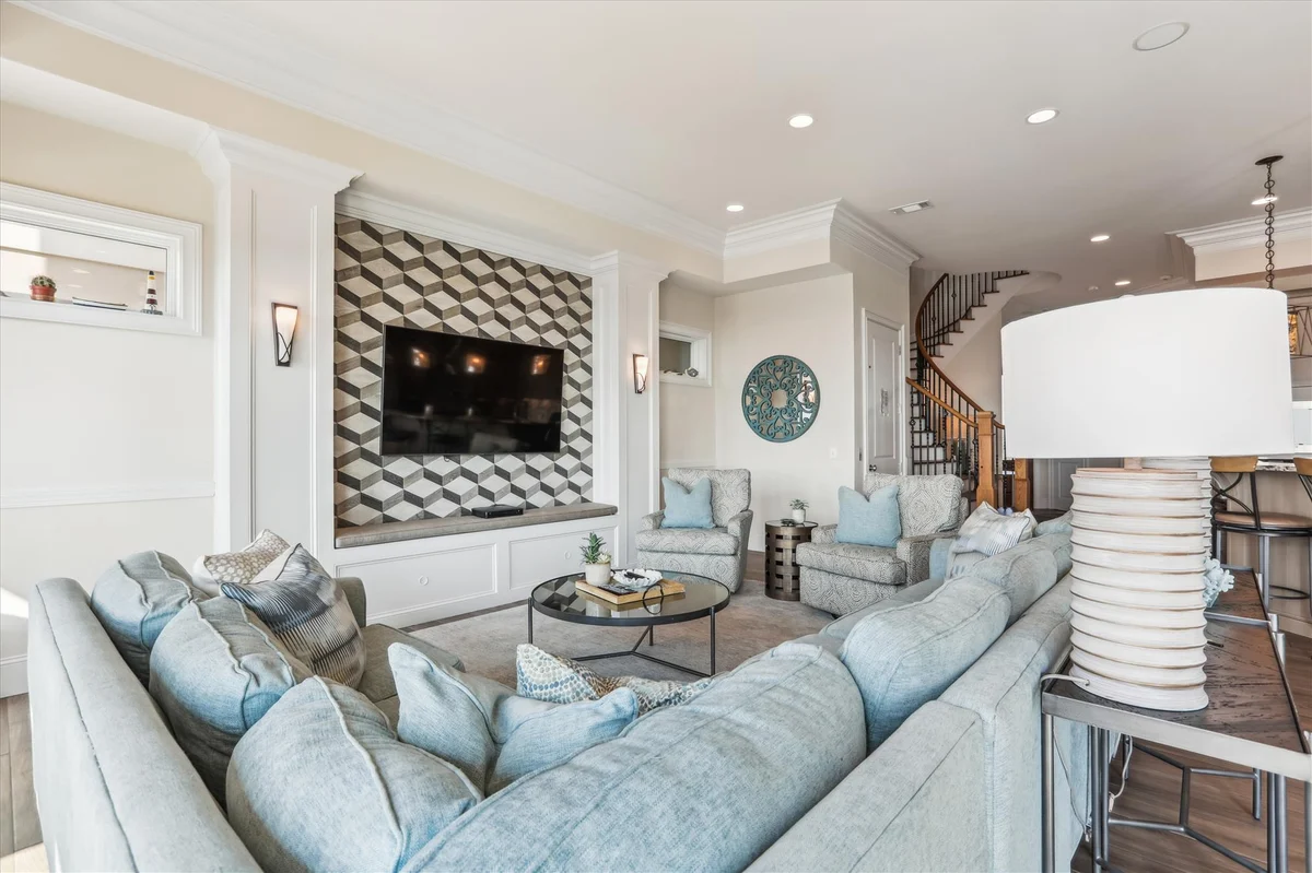 21 Singleton Beach Place #77