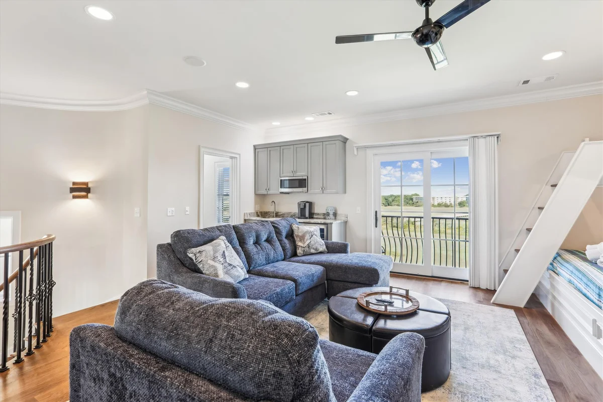 21 Singleton Beach Place #136