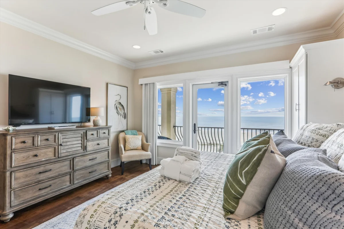 21 Singleton Beach Place #112