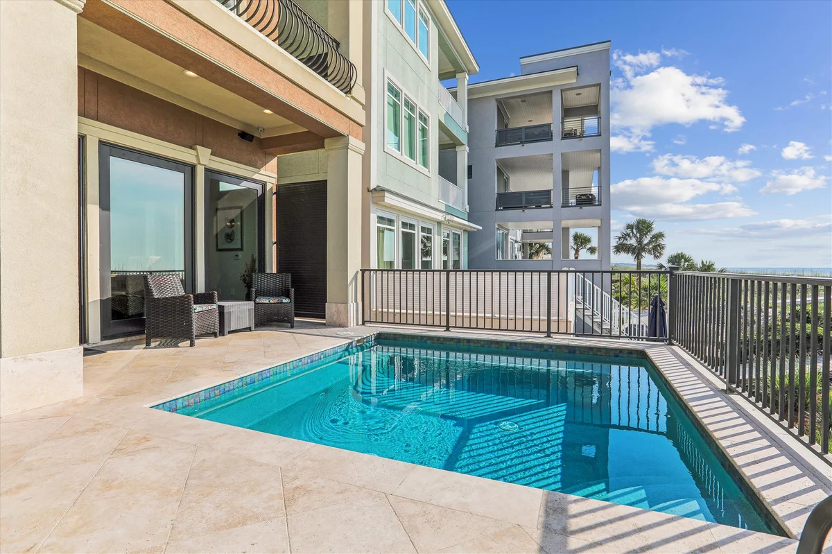 21 Singleton Beach Place #142