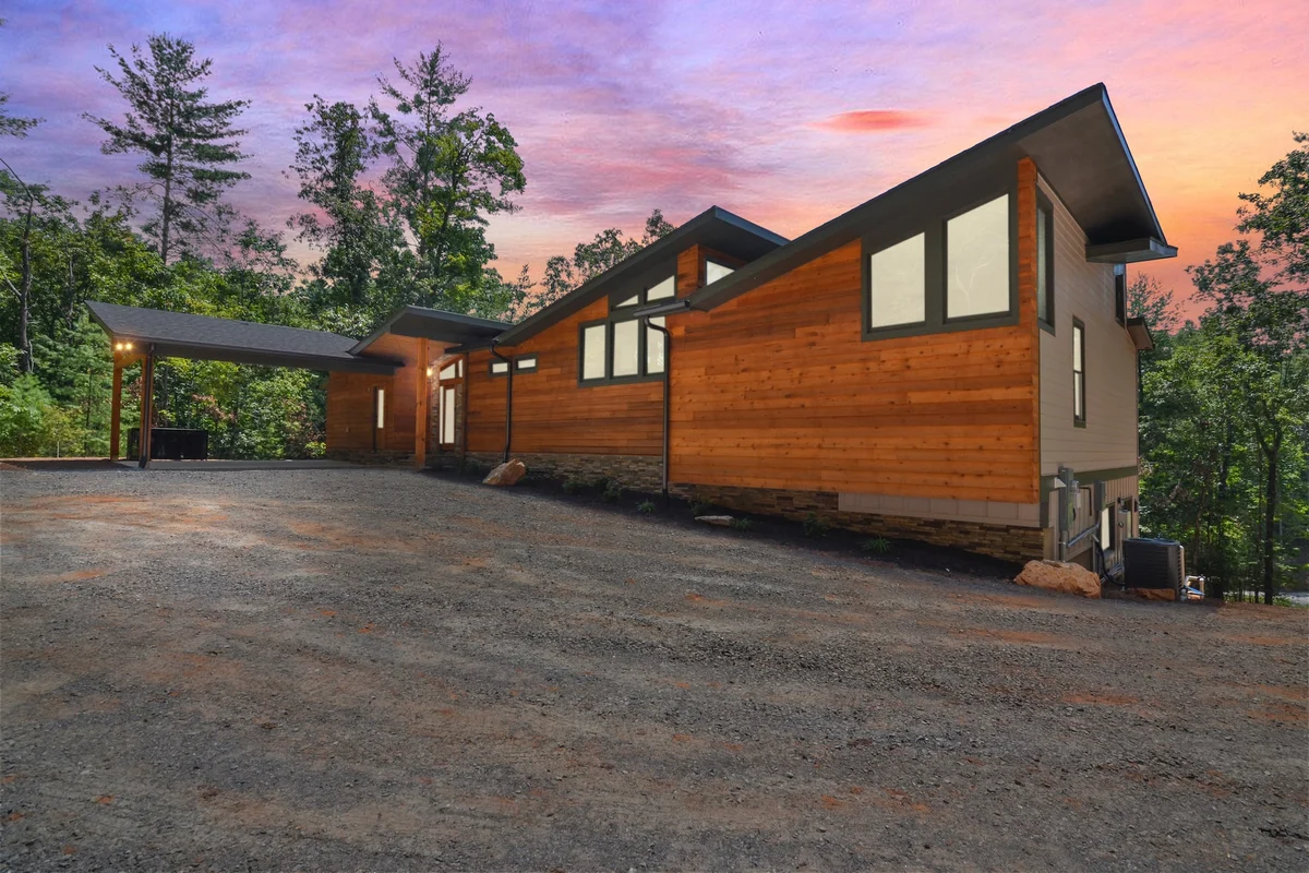 Starlight Ridge #105