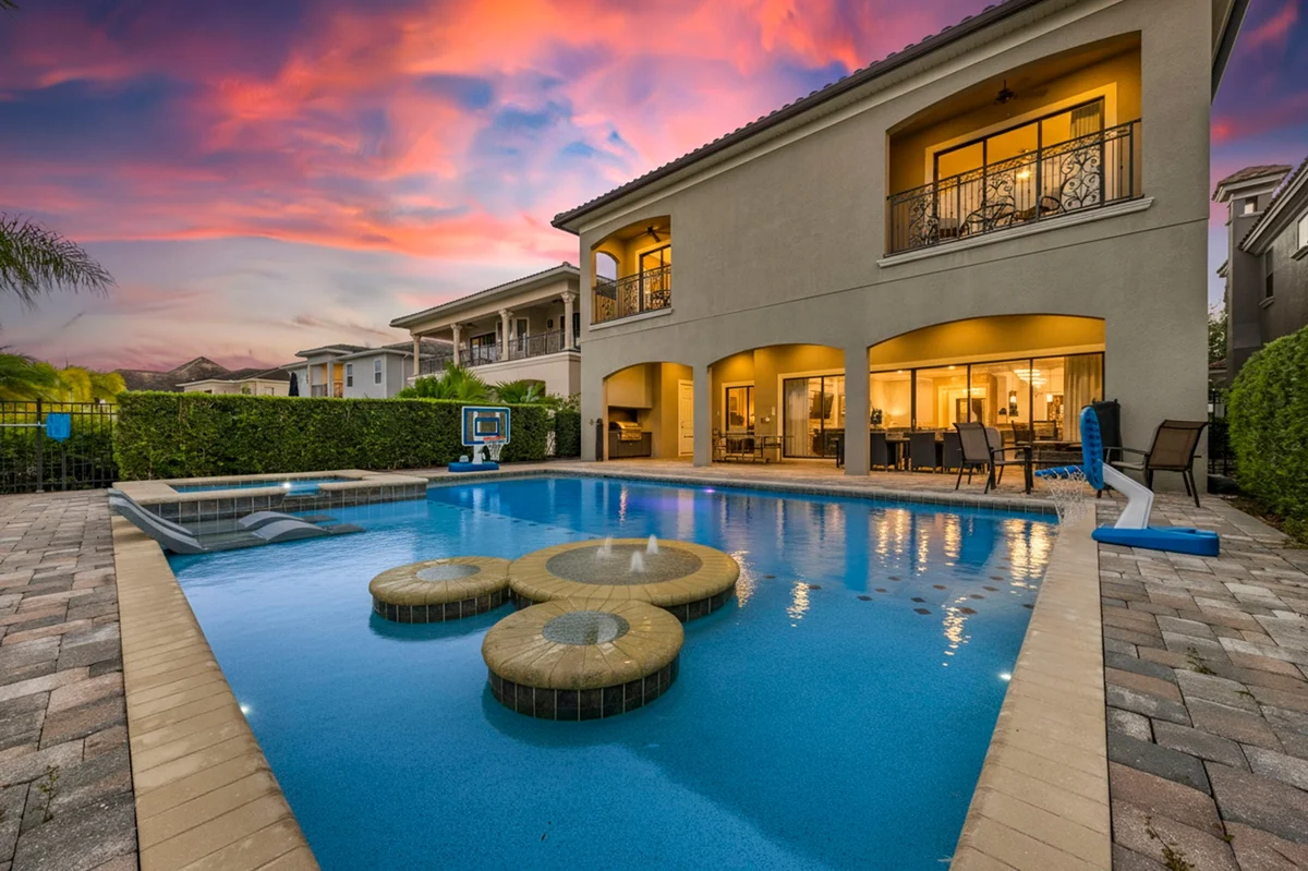 Home in Kissimmee property photo 2