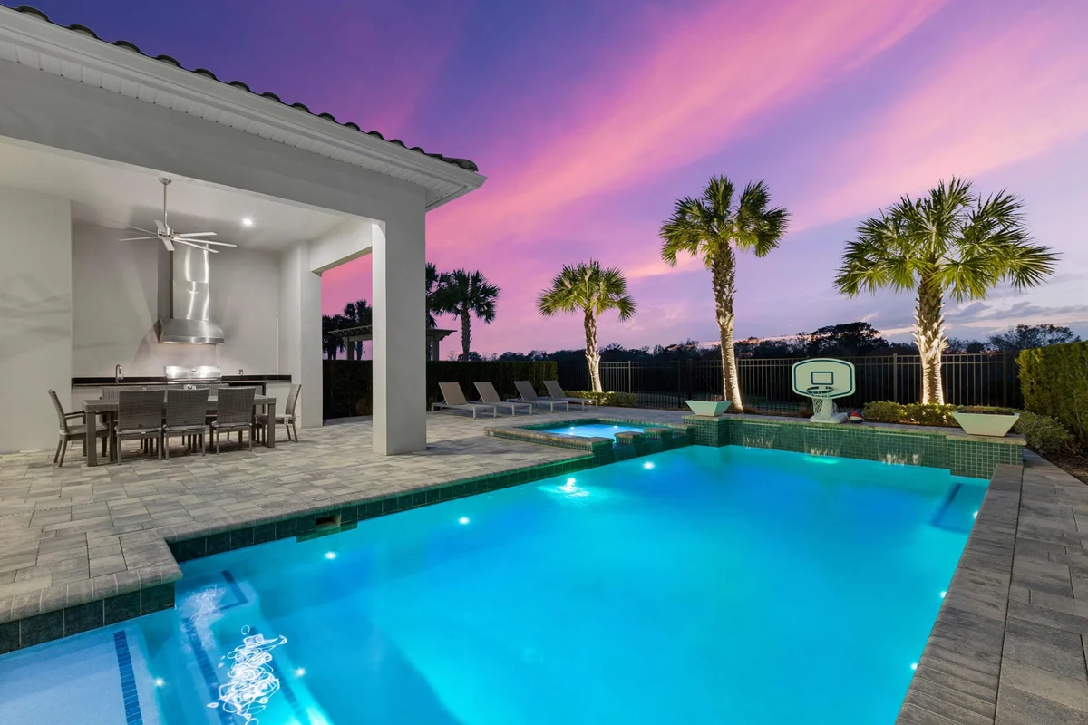 Home in Kissimmee property photo 2