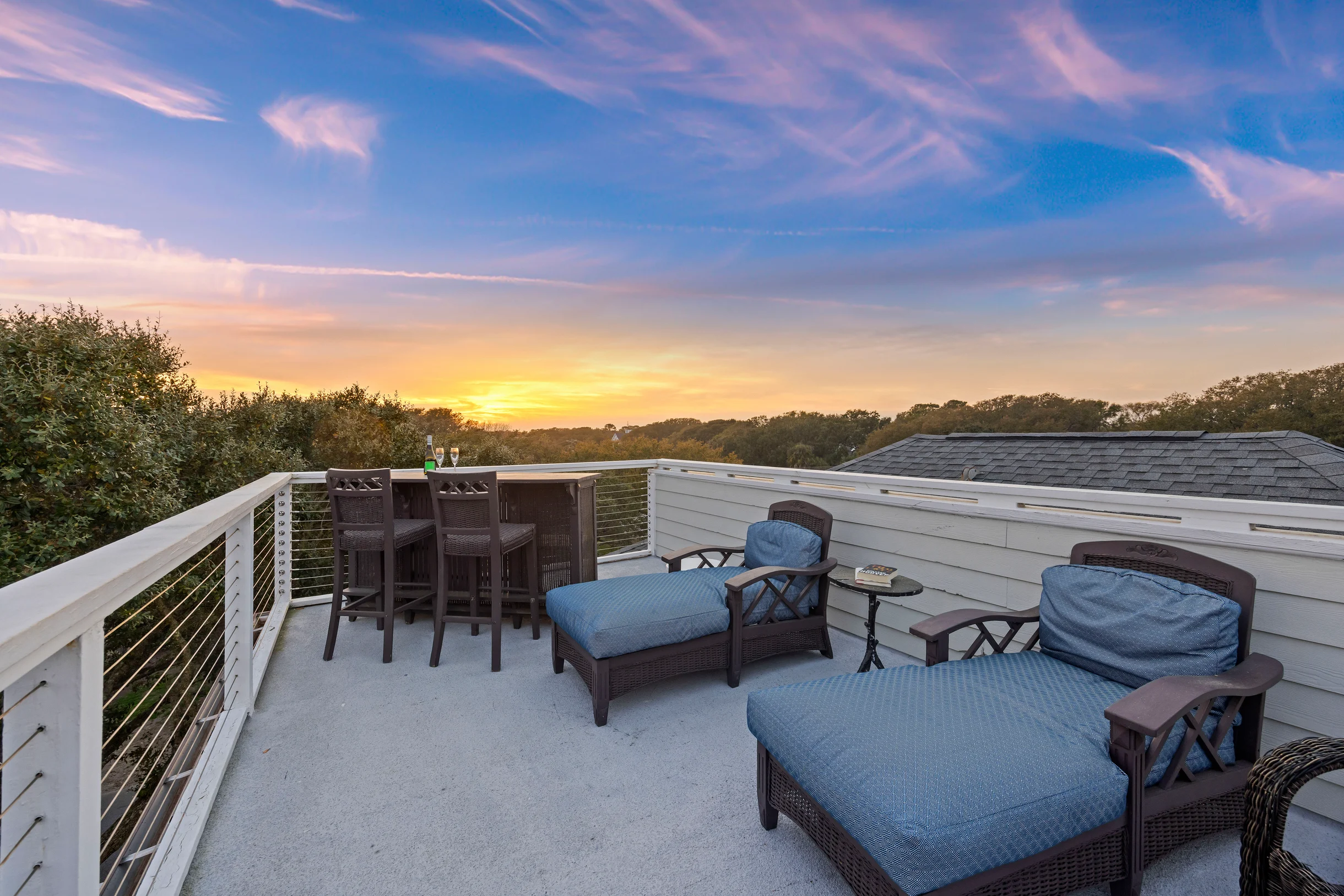 AV8-53: 8 53rd Avenue #57