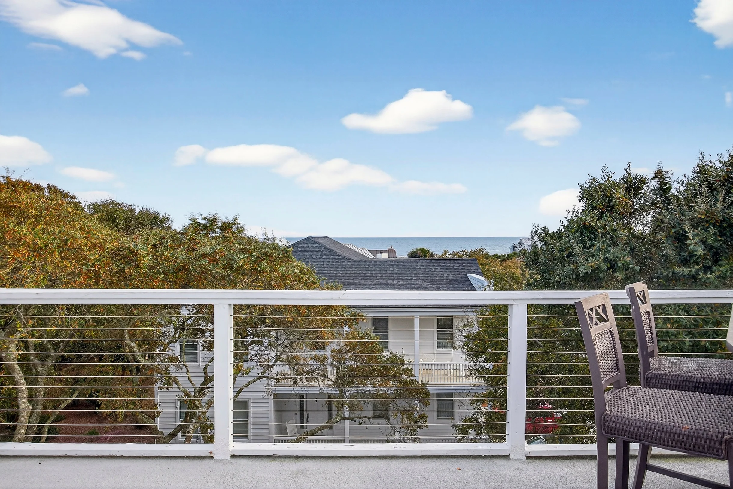 AV8-53: 8 53rd Avenue #75