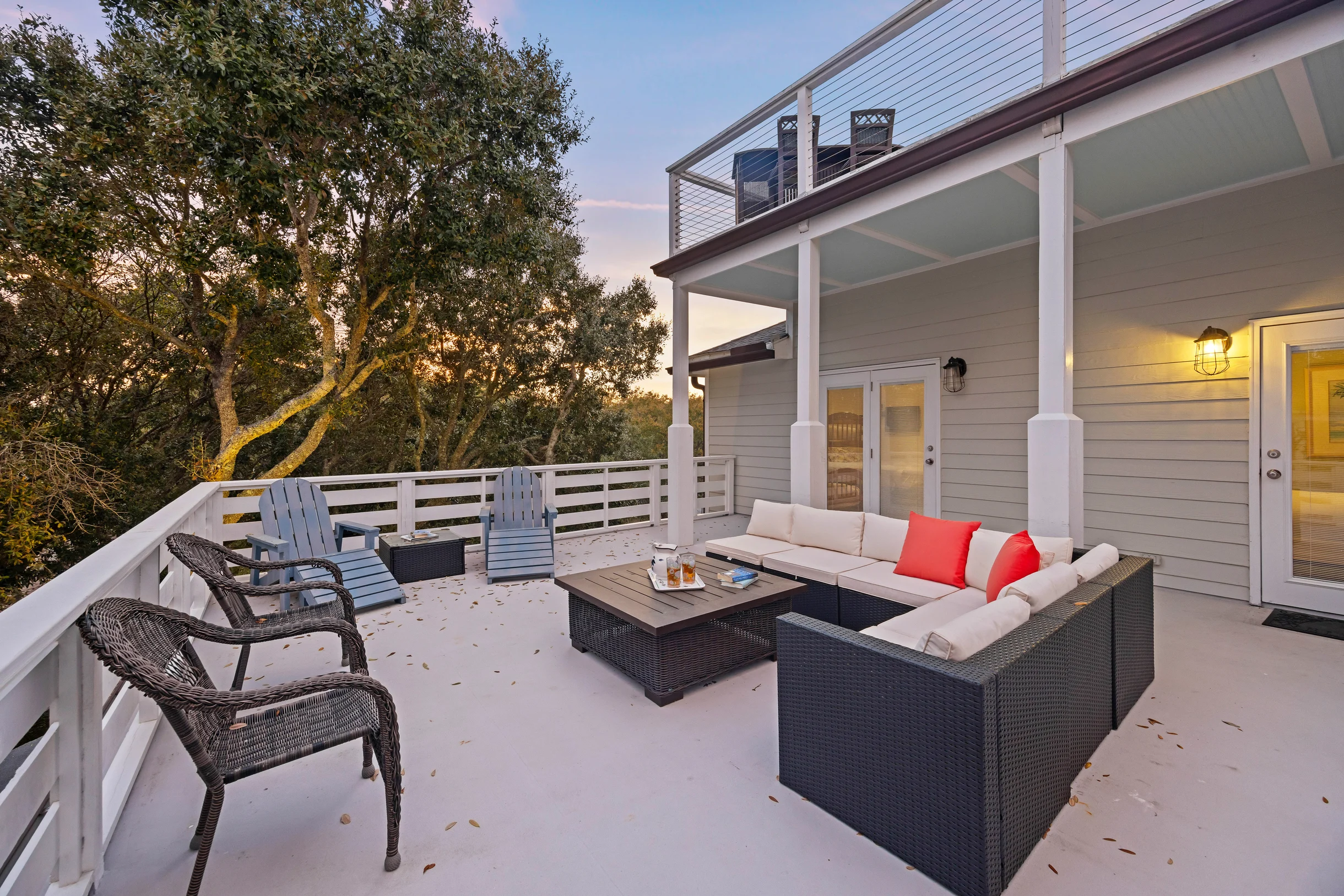 AV8-53: 8 53rd Avenue #69