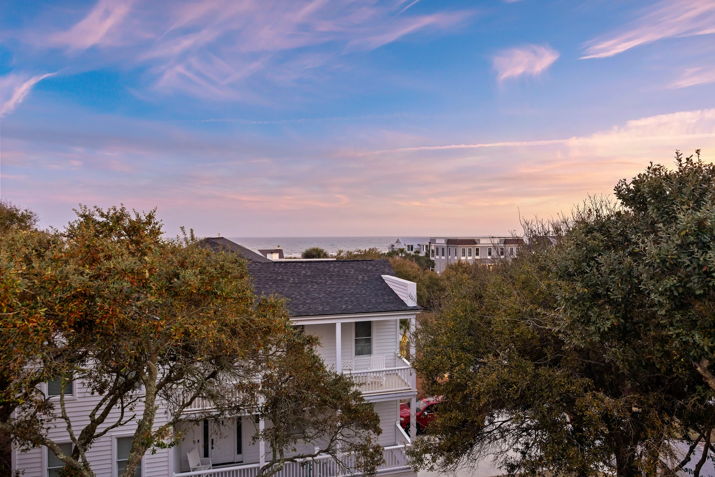 AV8-53: 8 53rd Avenue #51