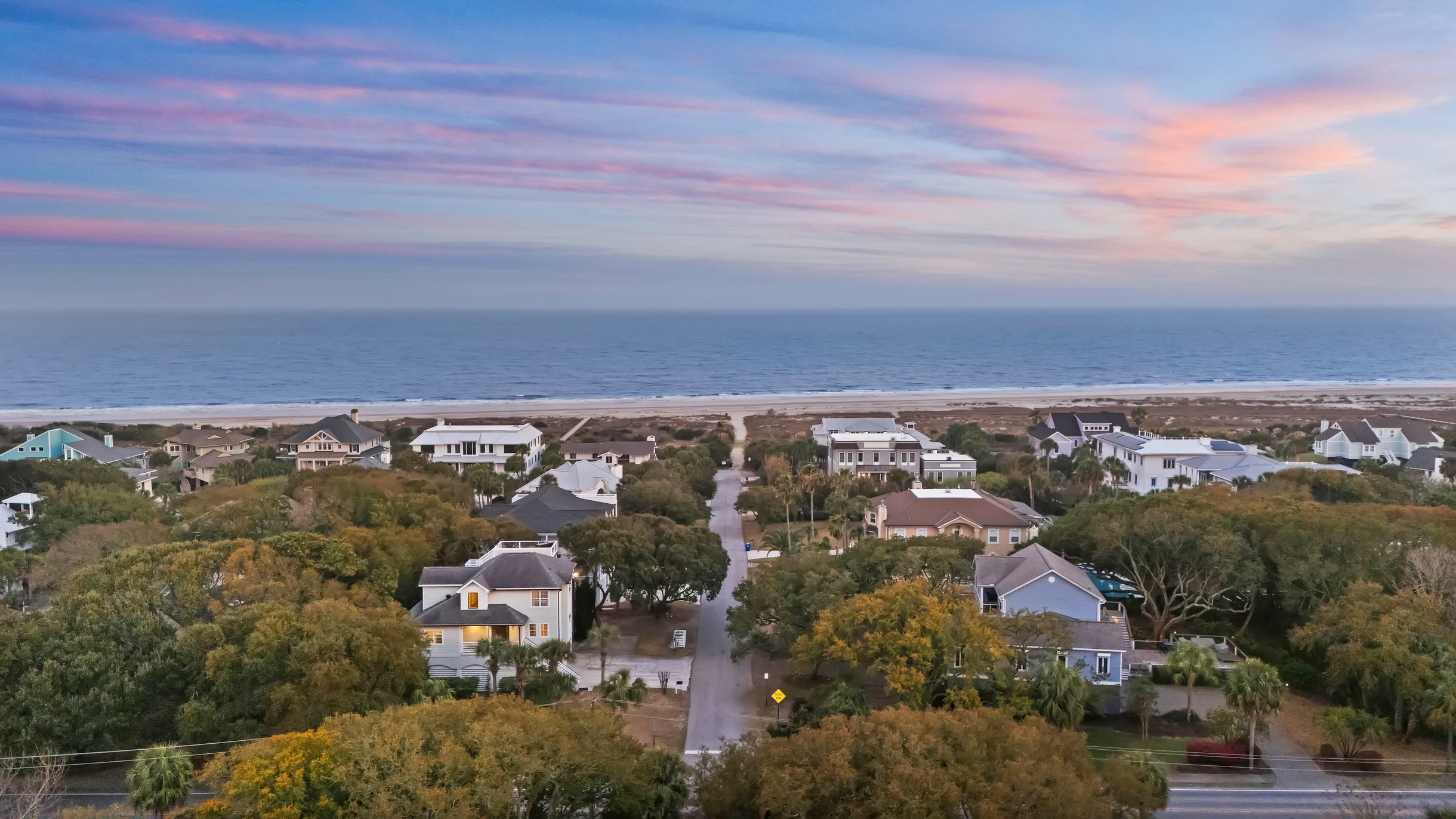 AV8-53: 8 53rd Avenue #77