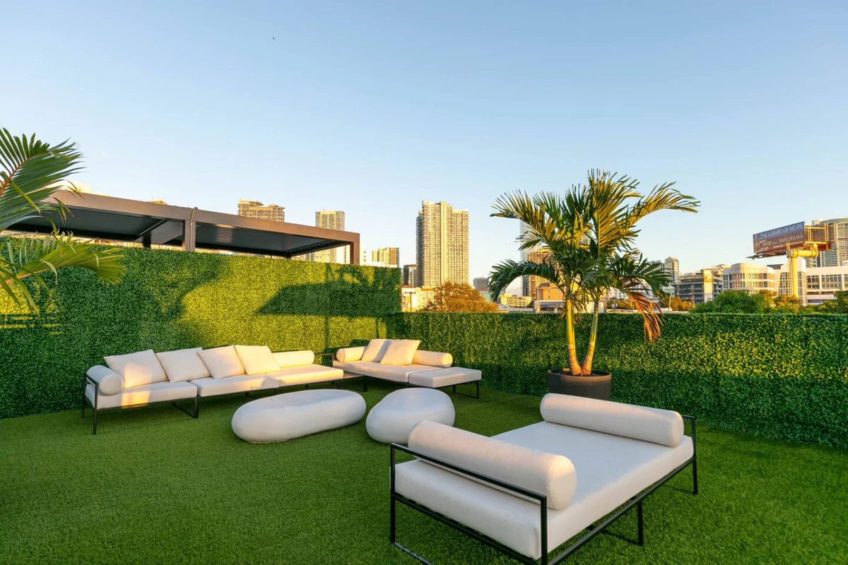 Home in Miami property photo 4