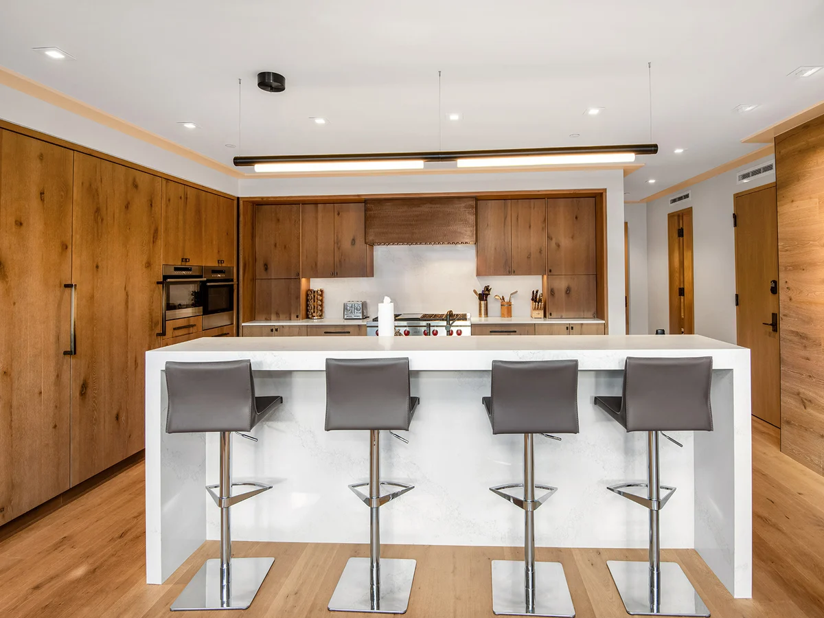 Red Lion Penthouse #77