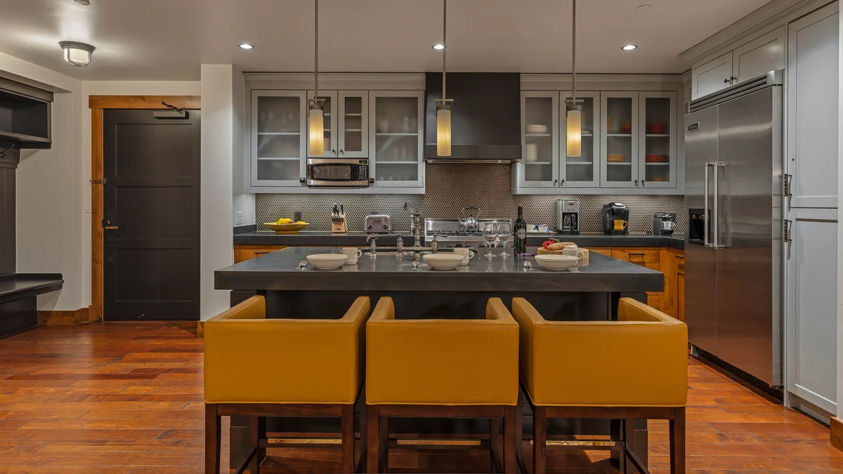 Condo in Steamboat Springs property photo 3