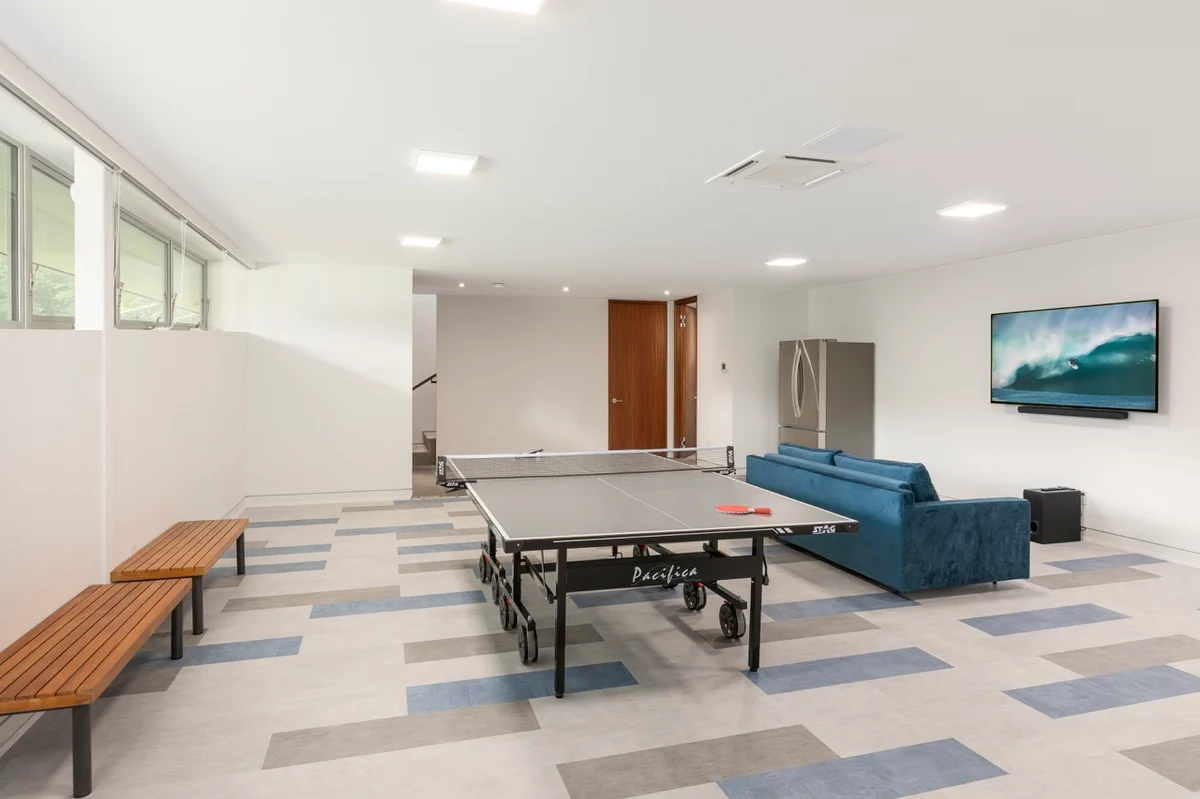 Puako’s Ocean Edge Modern Estate #77