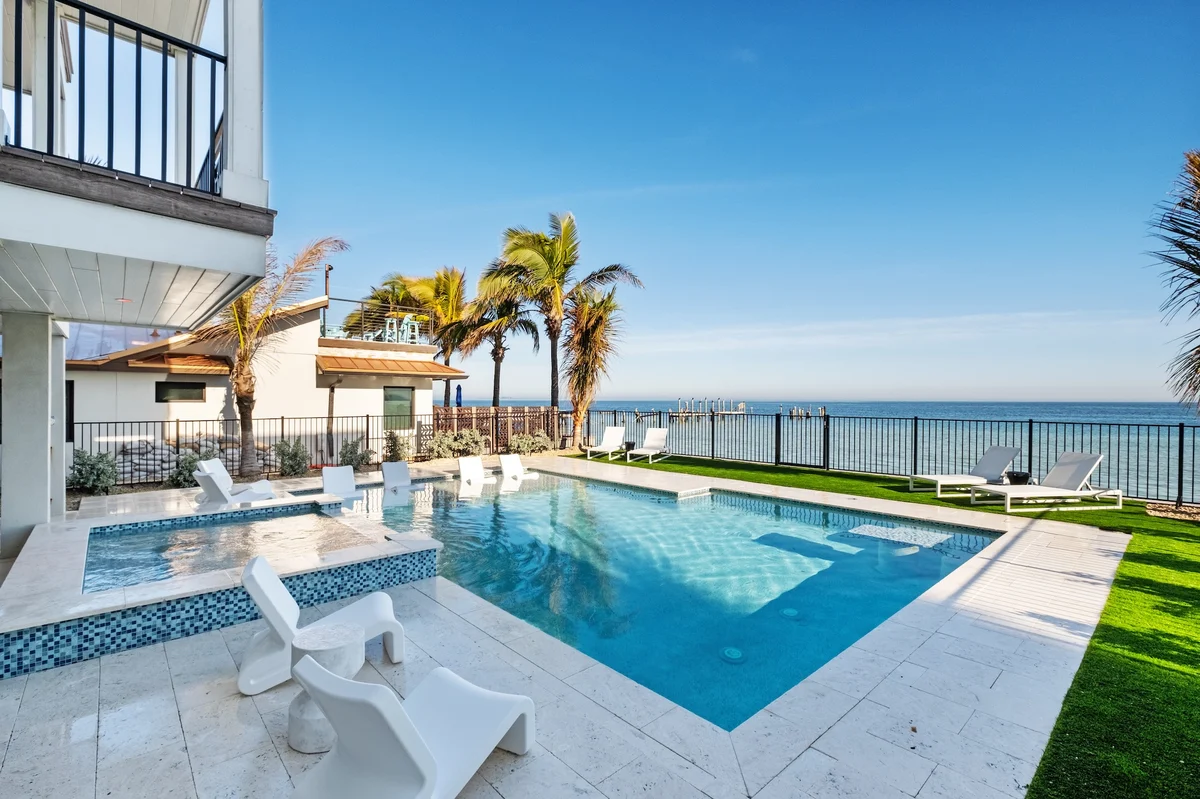 Bay View Beauty #70