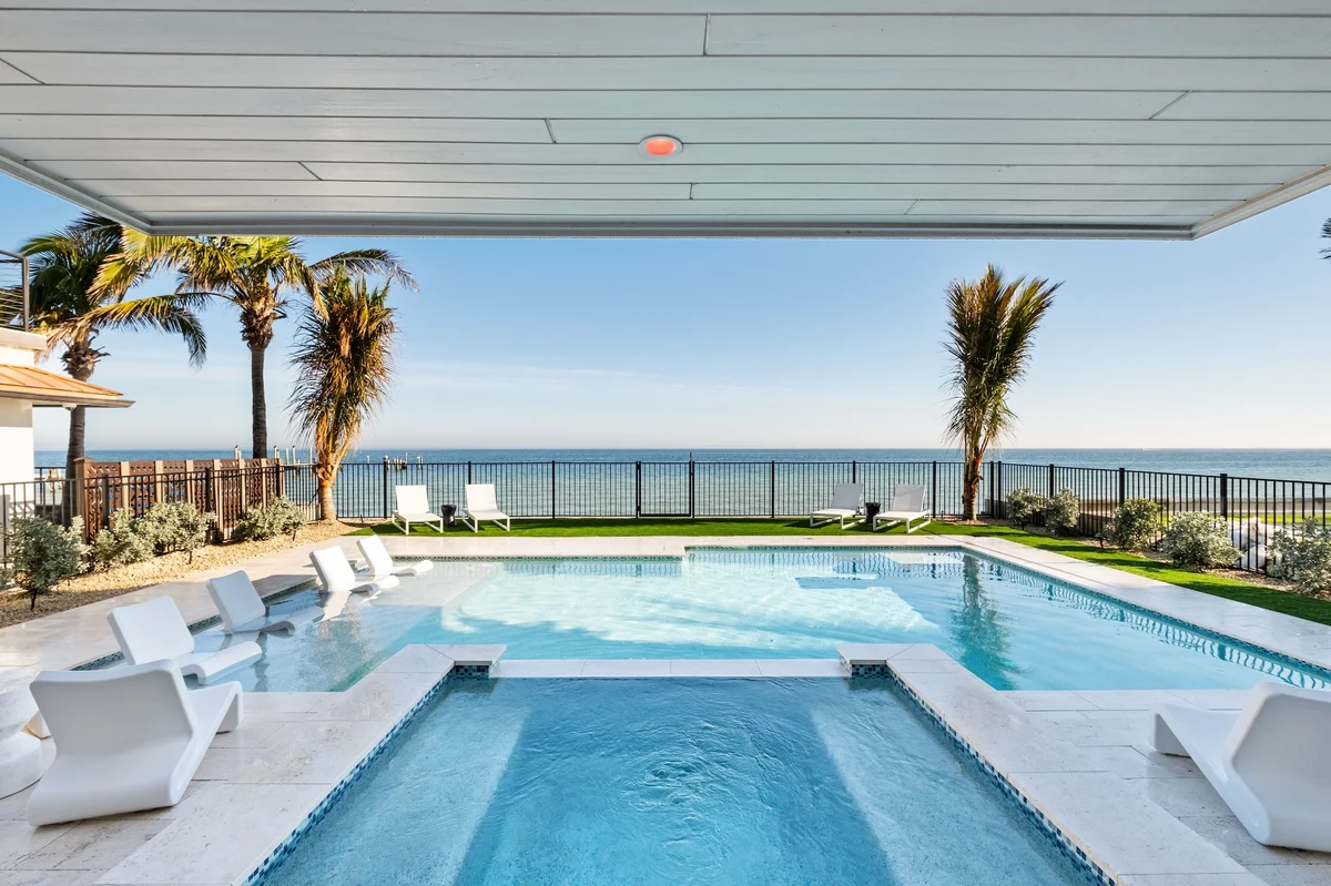 Bay View Beauty #79