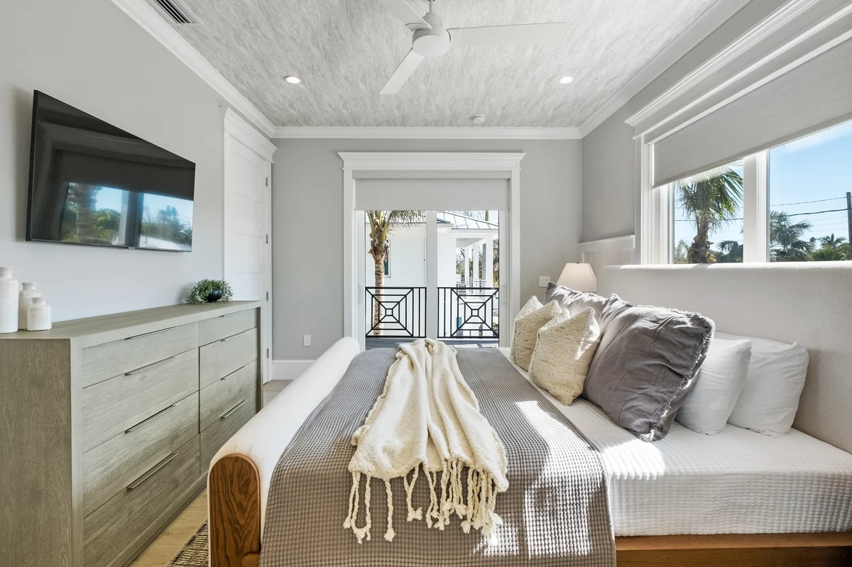 Bay View Beauty #109