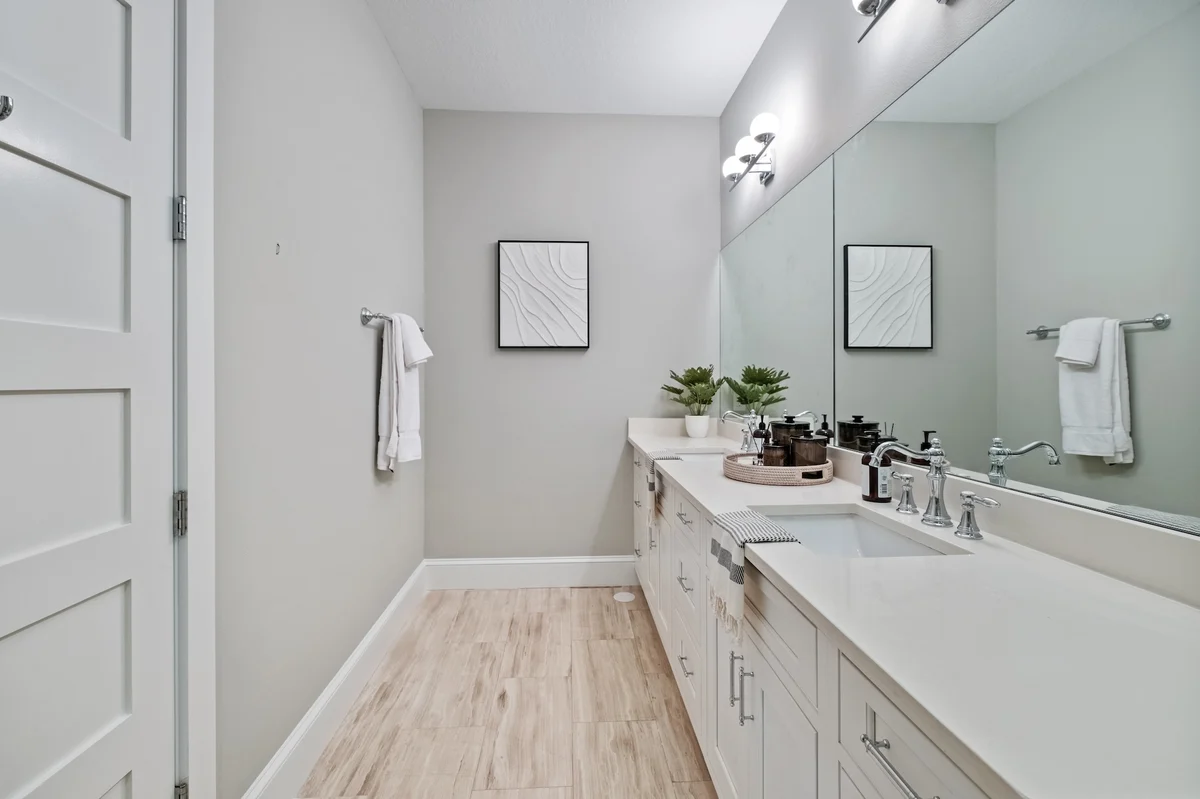 Bay View Beauty #81
