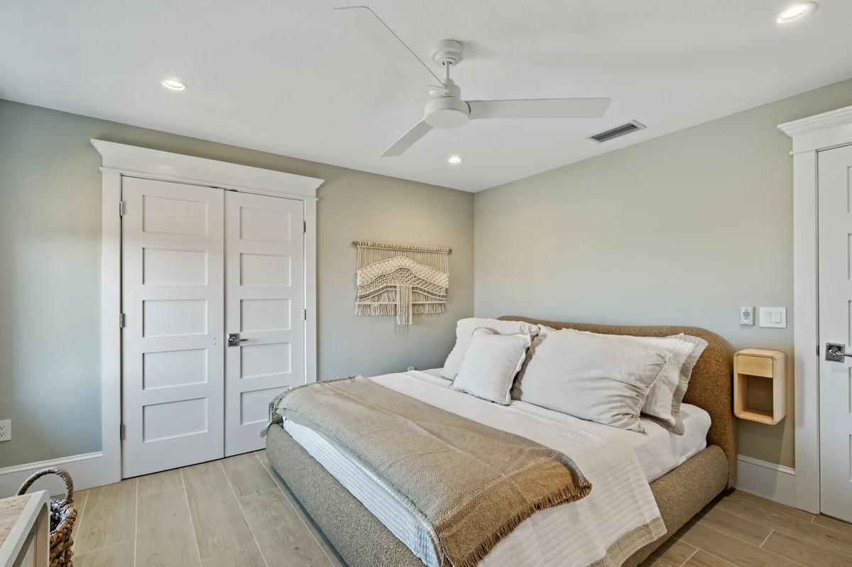 Bay View Beauty #110