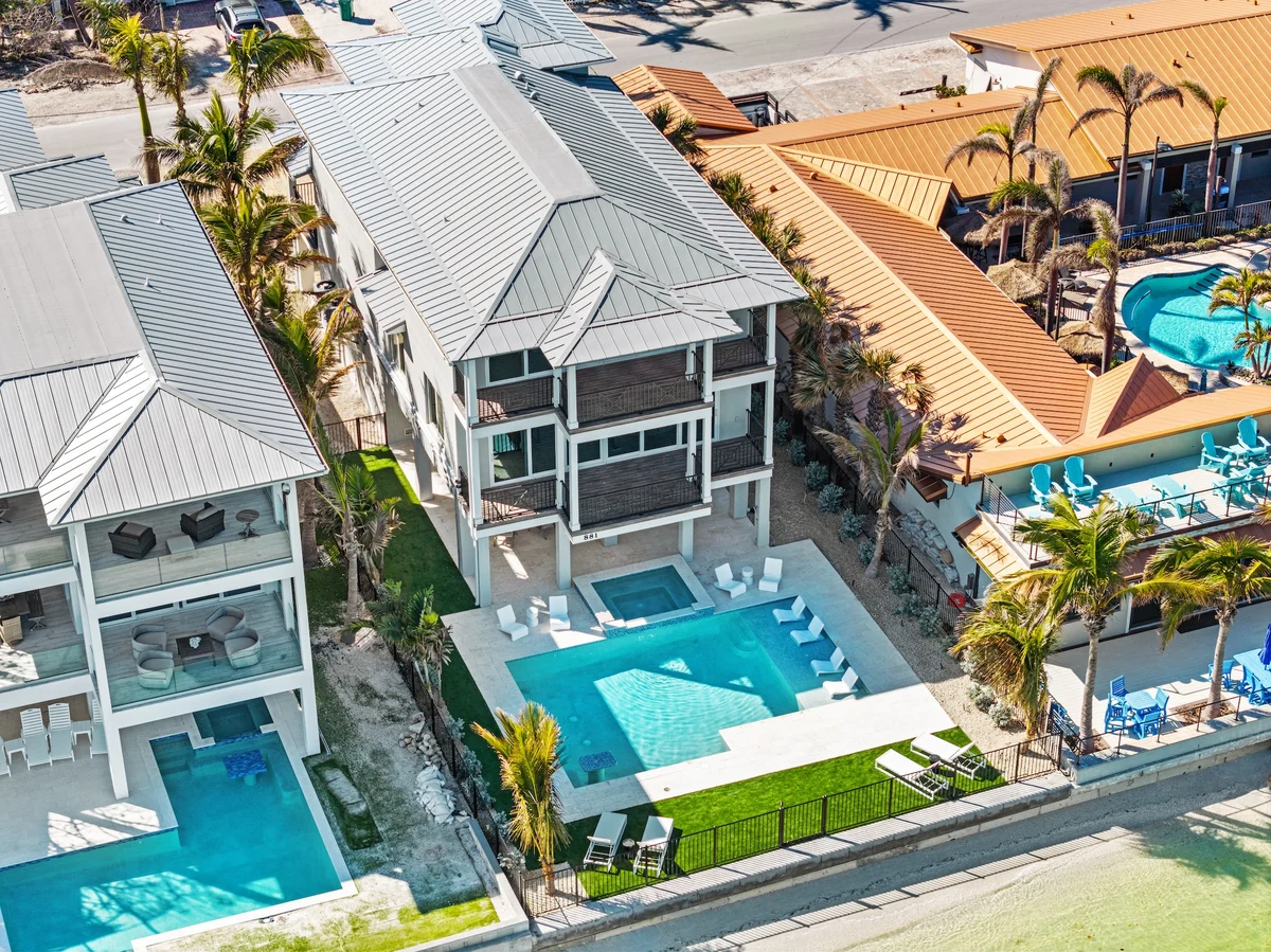 Bay View Beauty #104
