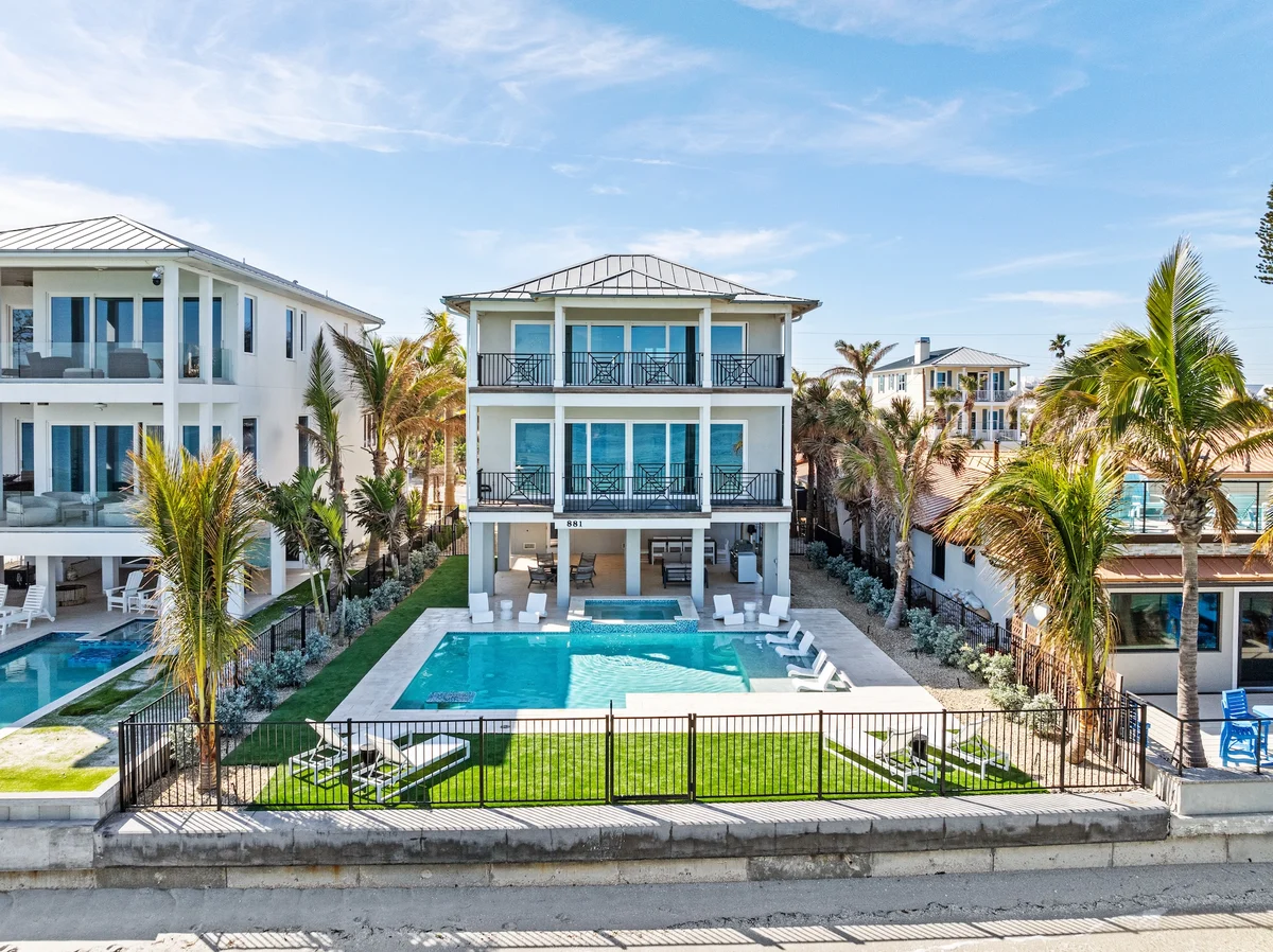 Bay View Beauty #111