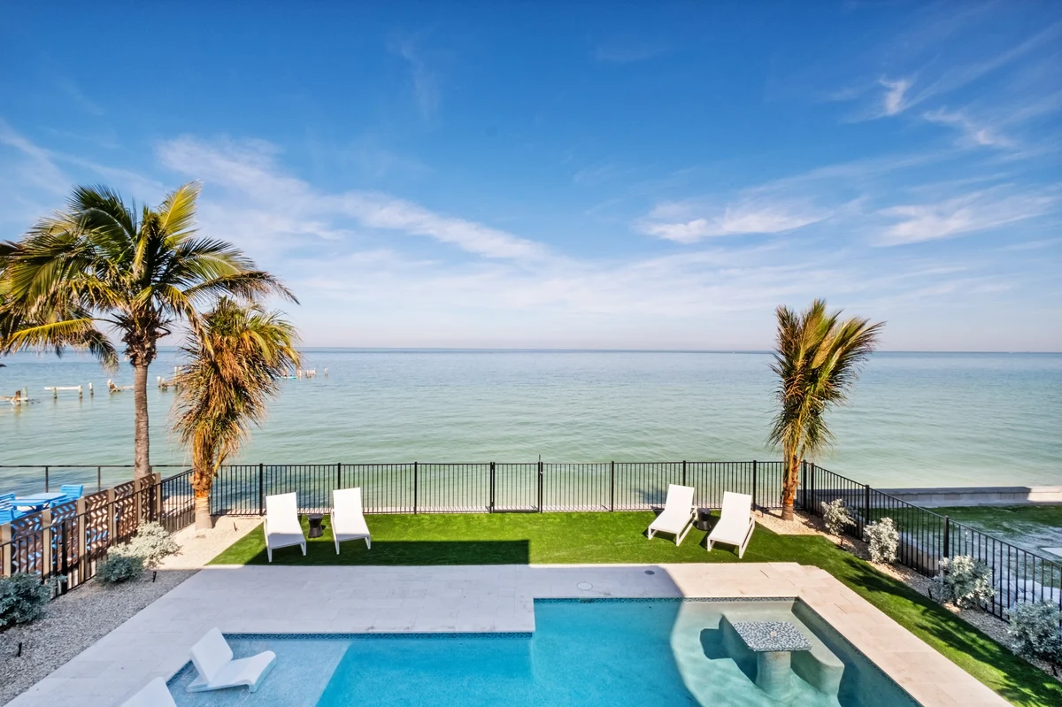 Bay View Beauty #88