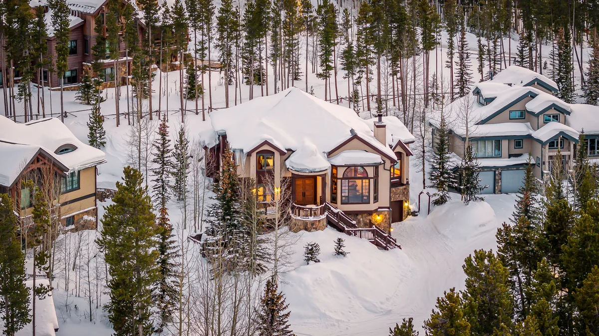 Boulder Ridge Retreat property photo 4