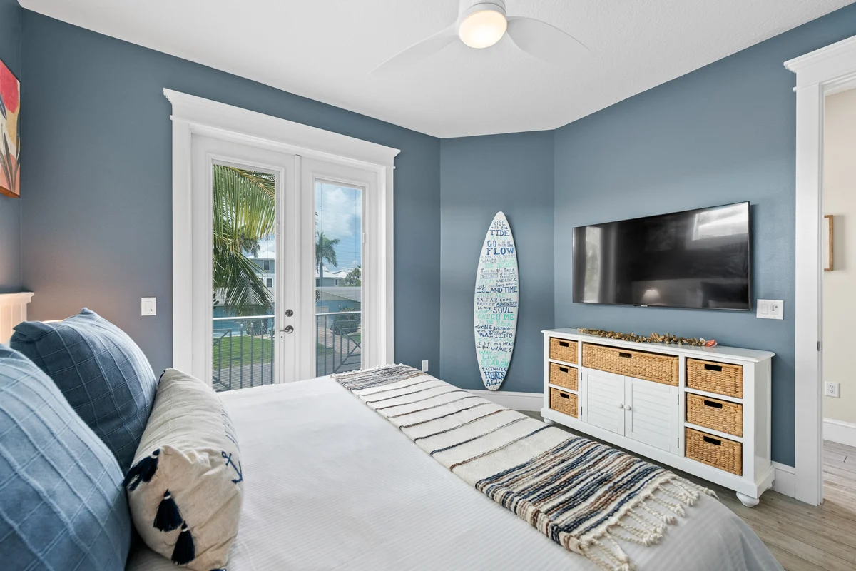 Tahiti Bay #91