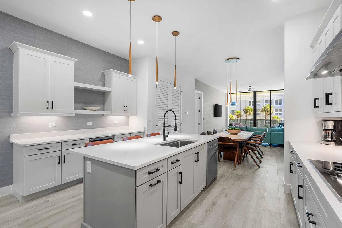 HI3051HL303: 3 bed, seascape #75