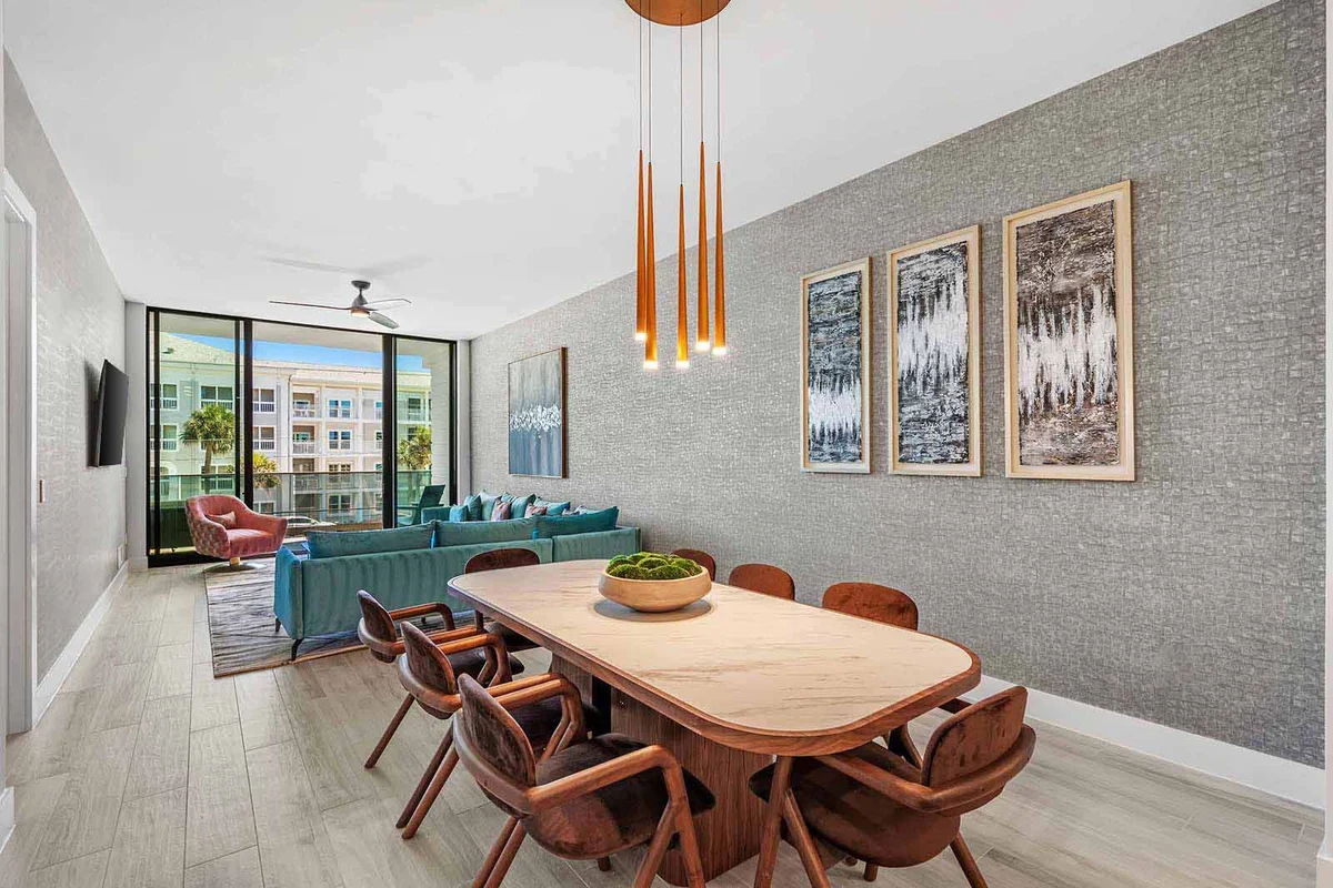 HI3051HL303: 3 bed, seascape #68