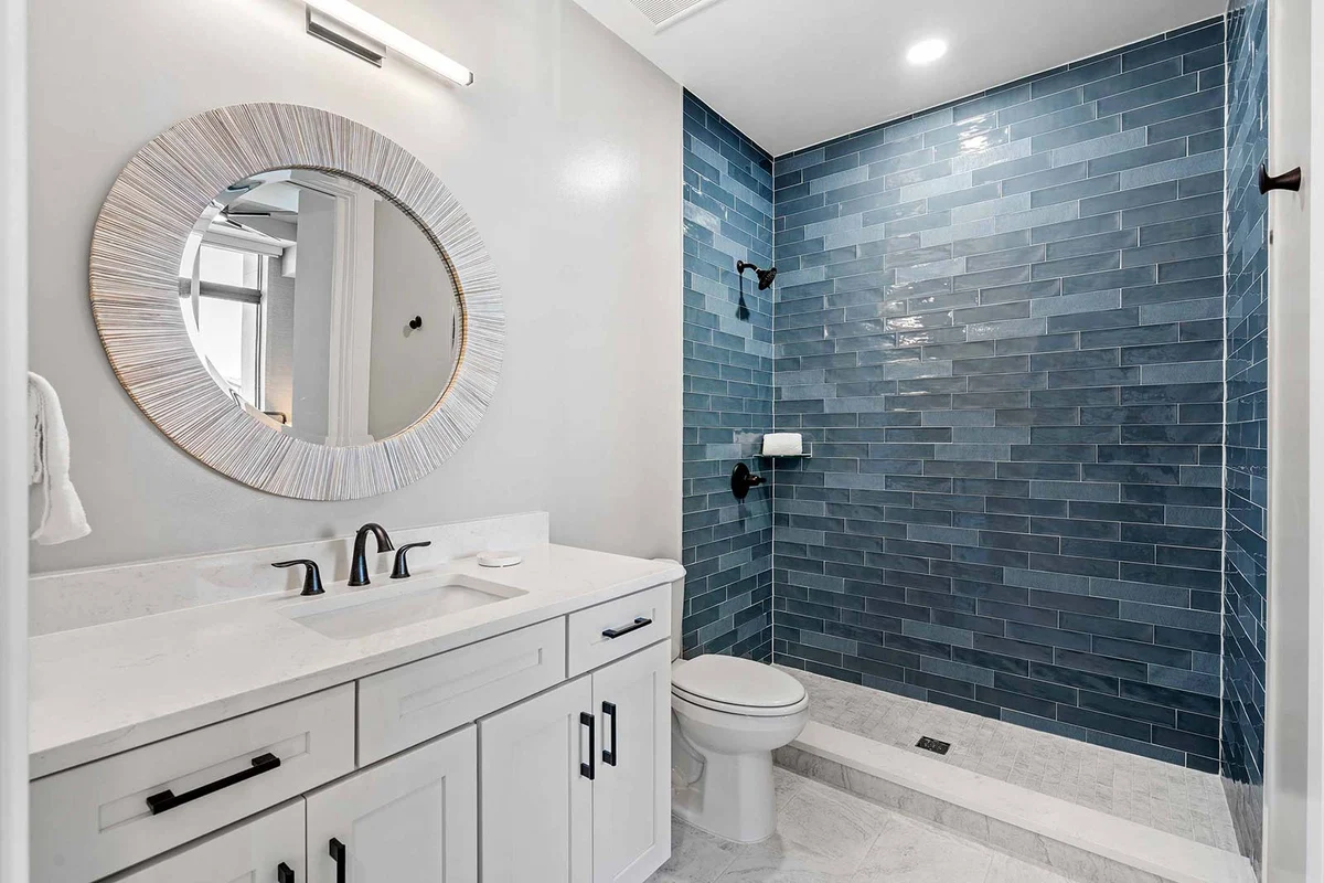 HI3051HL303: 3 bed, seascape #67