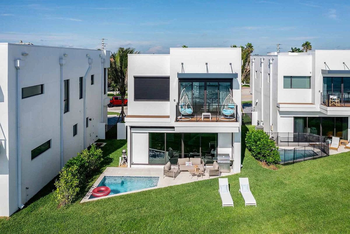 HI3057HA: 4 bed, Ocean Villa, Beachfront #91
