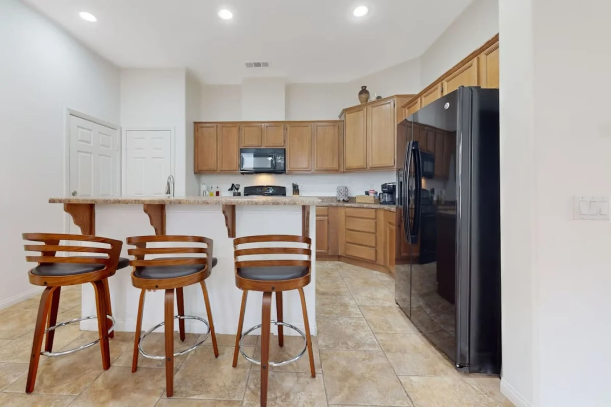 Home in Indio property photo 2