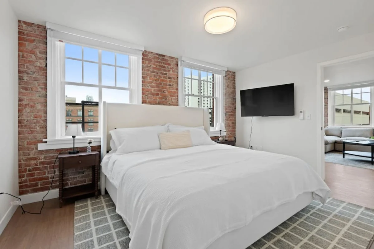 Bedroom 1 image 1