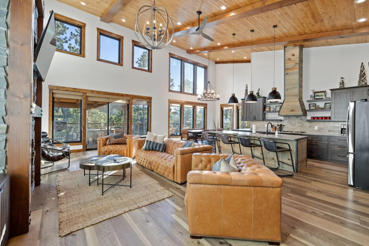 Home in Lead property photo 3