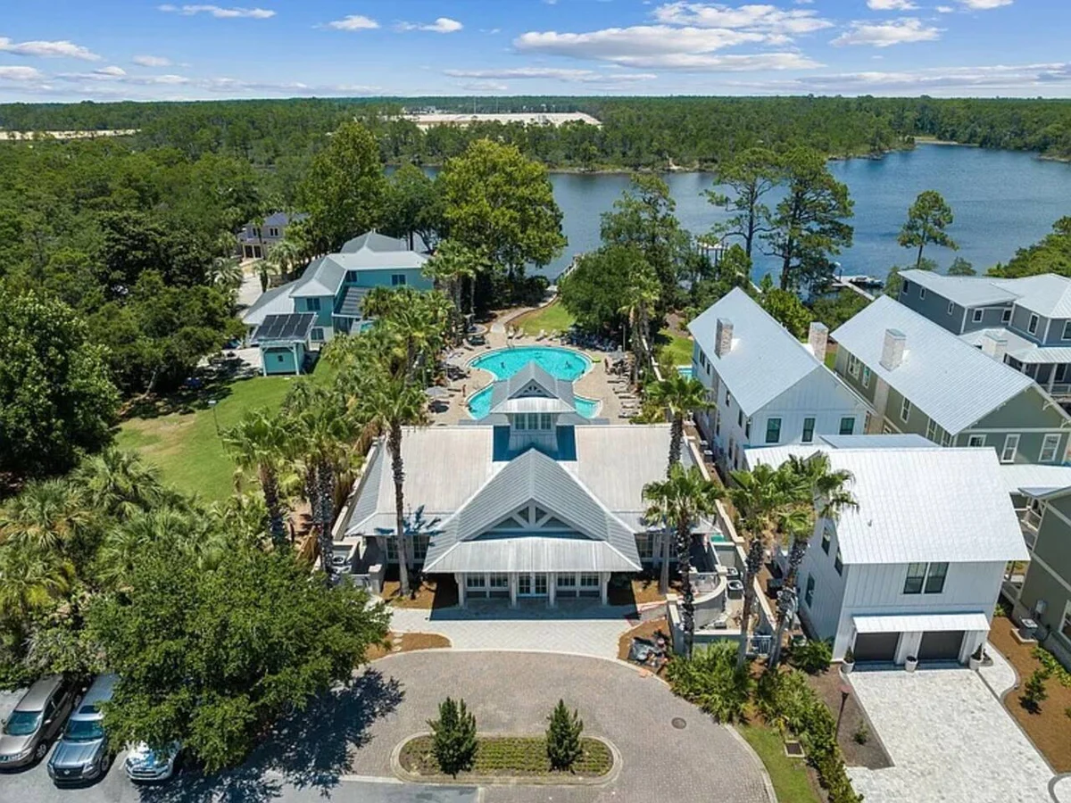 Golf Cart! Community Pool! Bikes! Beach Gear! #56