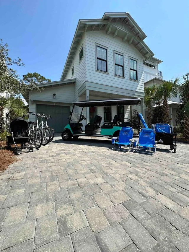 Golf Cart! Community Pool! Bikes! Beach Gear! #72