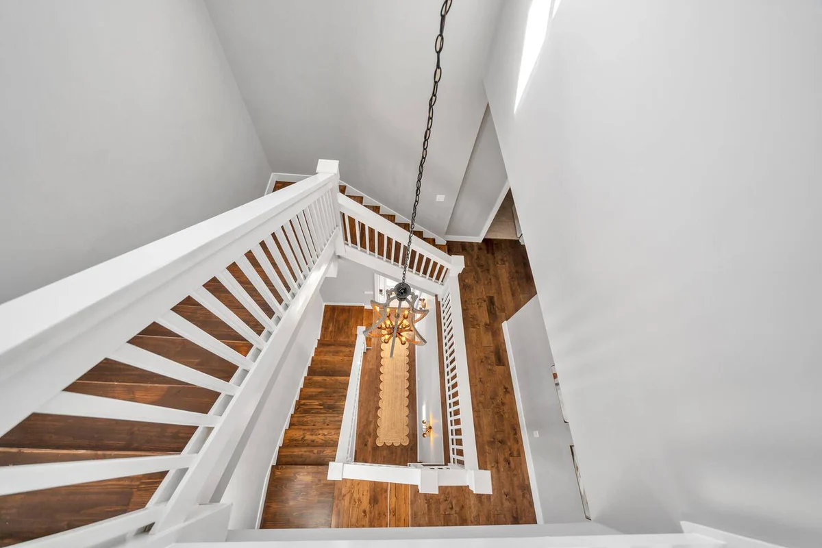 Walk to Beach in 15! Pet Friendly, Pool, Dock #128