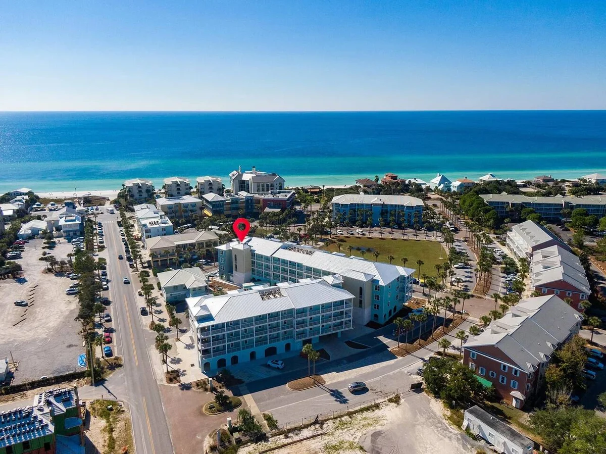 Walk to Deeded Beach! Beach Gear! Hot Tub! Pools! #10