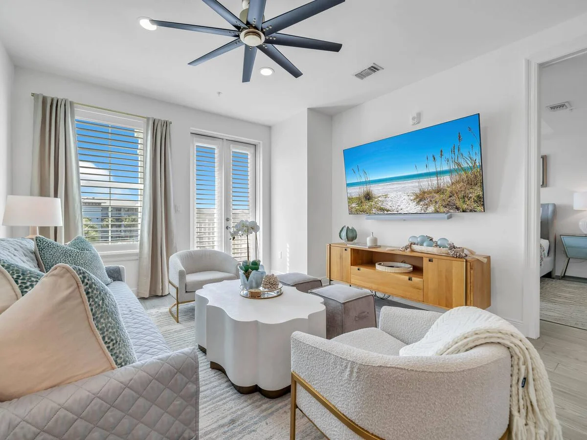 Walk to Deeded Beach! Beach Gear! Hot Tub! Pools! #19