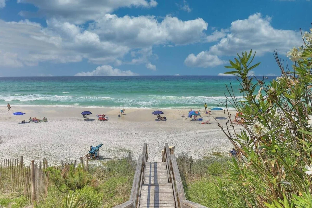 Walk to Deeded Beach! Beach Gear! Hot Tub! Pools! #28