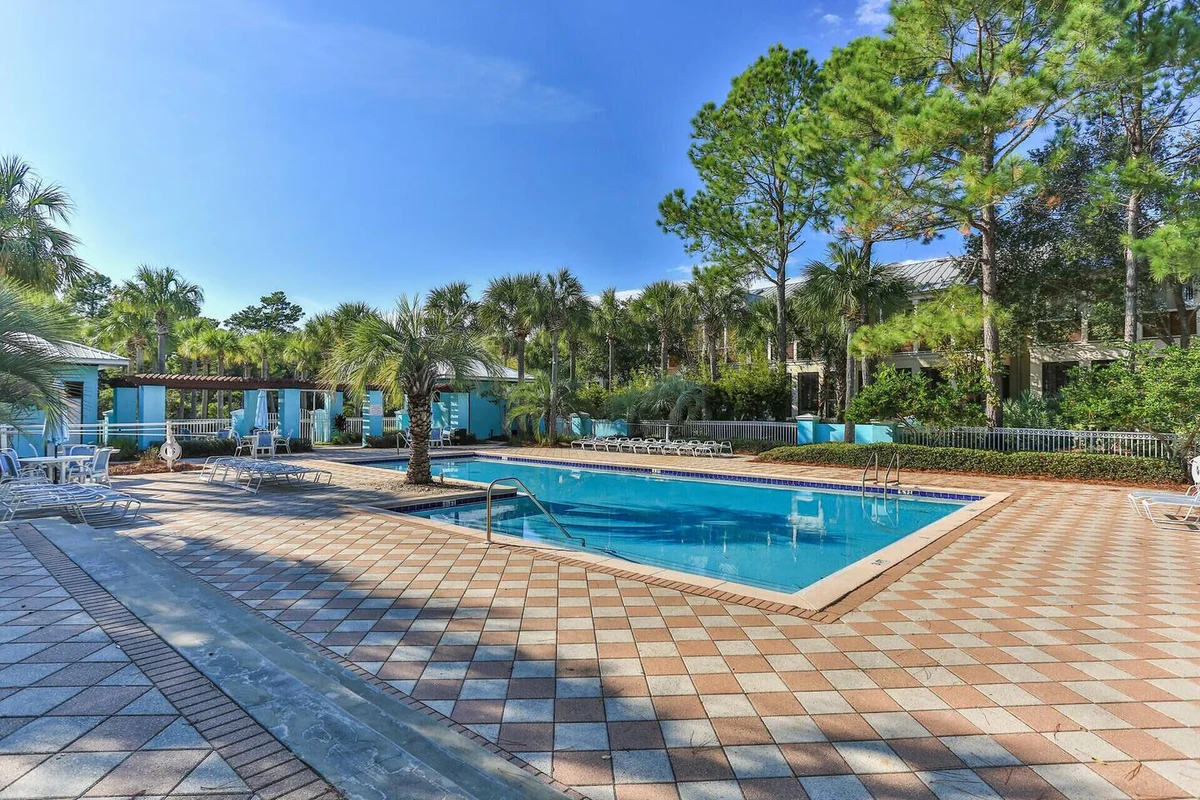 Walk to Deeded Beach! Beach Gear! Hot Tub! Pools! #31